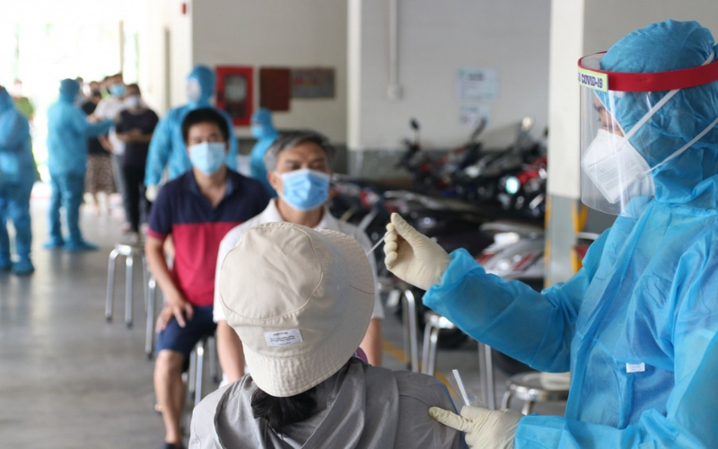 Khi đến những nơi thiết yếu nên kiểm tra phòng chống dịch